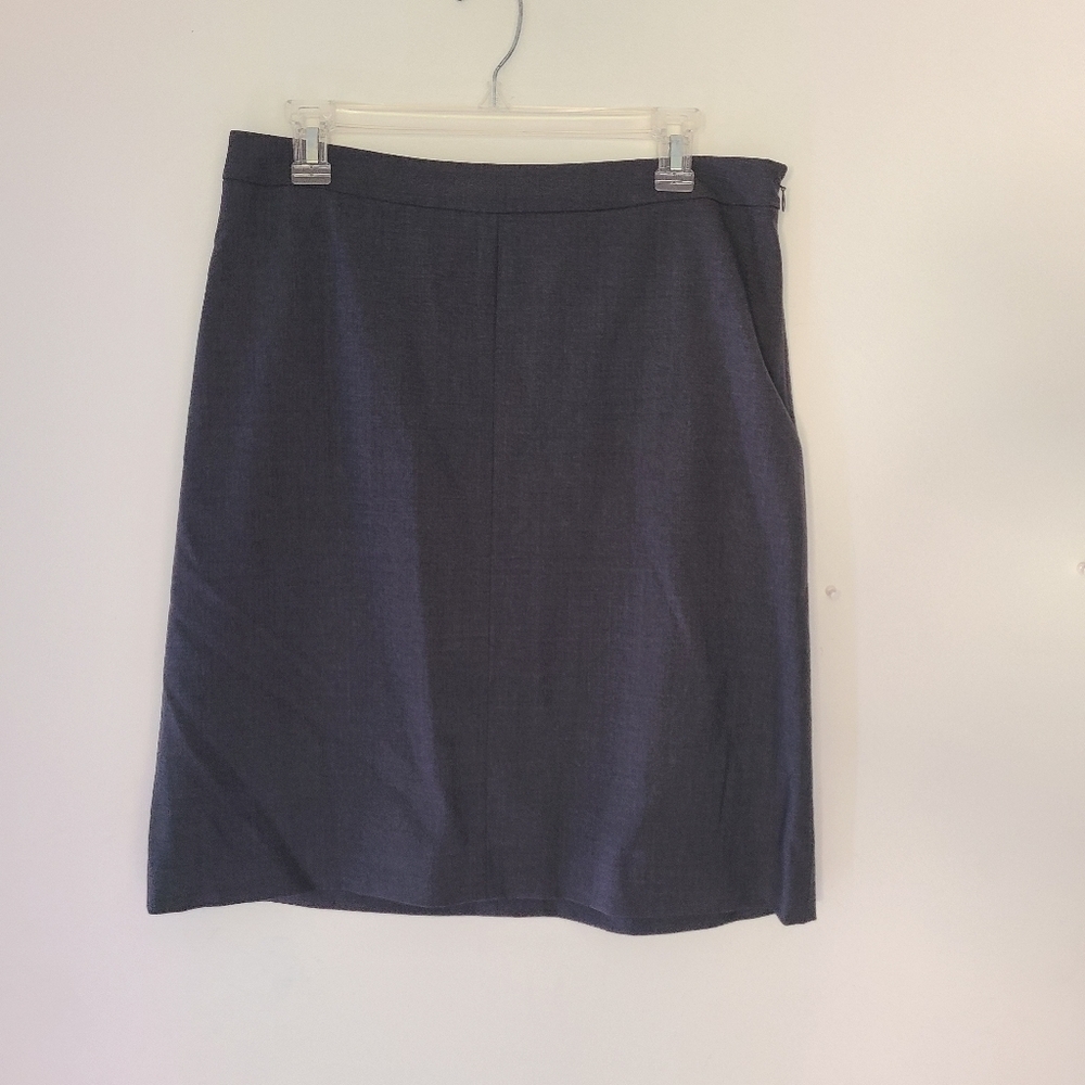 THEORY gray wool skirt